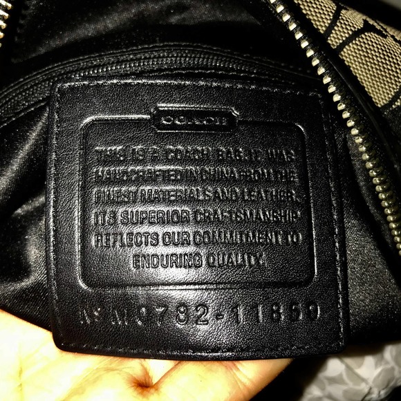 Coach Hobo Signature Braided Strap - Picture 4 of 4